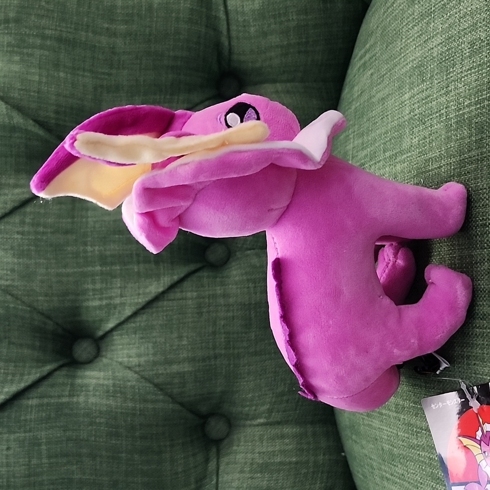 Pokemon Shiny Vaporeon Plush Toy - Picture 3 of 6